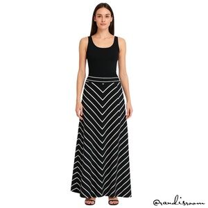 GUS Faded Glory Womens Long Stretchy Black & White Striped Maxi Skirt Sz L 12-14